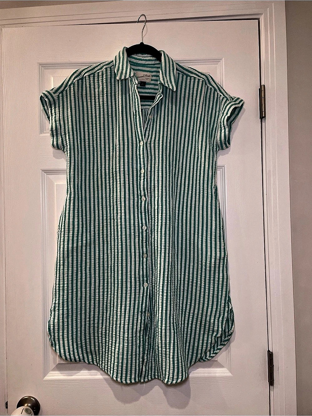 Universal Thread Striped Button Down Shirt Green & White XS